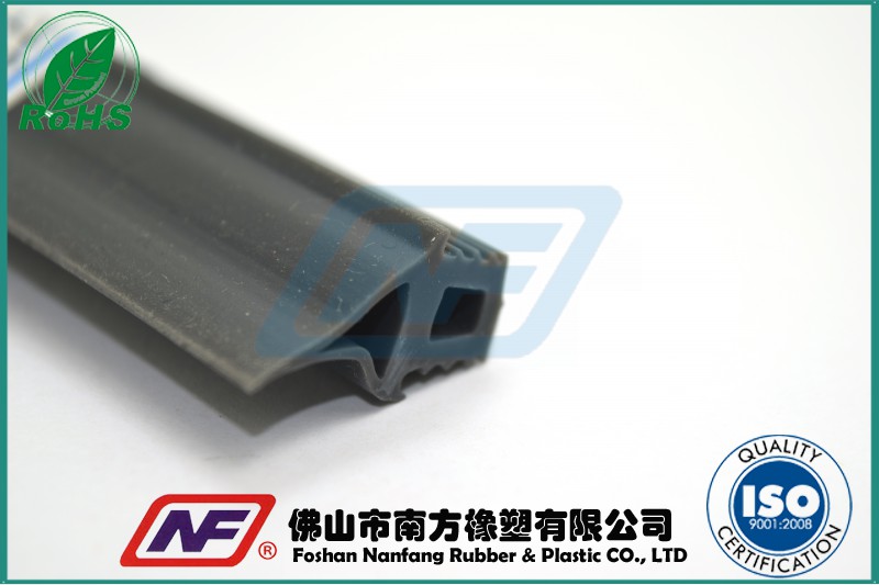 我囯的橡膠工業(yè)形勢(shì)逐漸回暖！